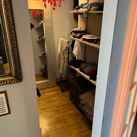 Unique, 3 Bedroom In The Center