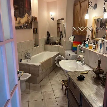 Lejlighed Unique, 3 Bedroom In The Center Warszawa