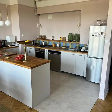 Unique, 3 Bedroom In The Center وارسو